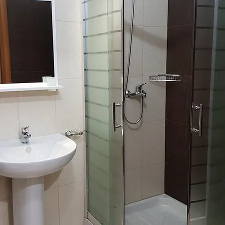 Giallo Apartament