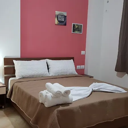 Giallo Apartament Wlora