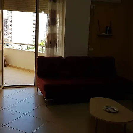 Giallo Apartament Wlora