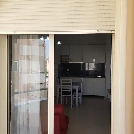 Giallo Apartament Wlora